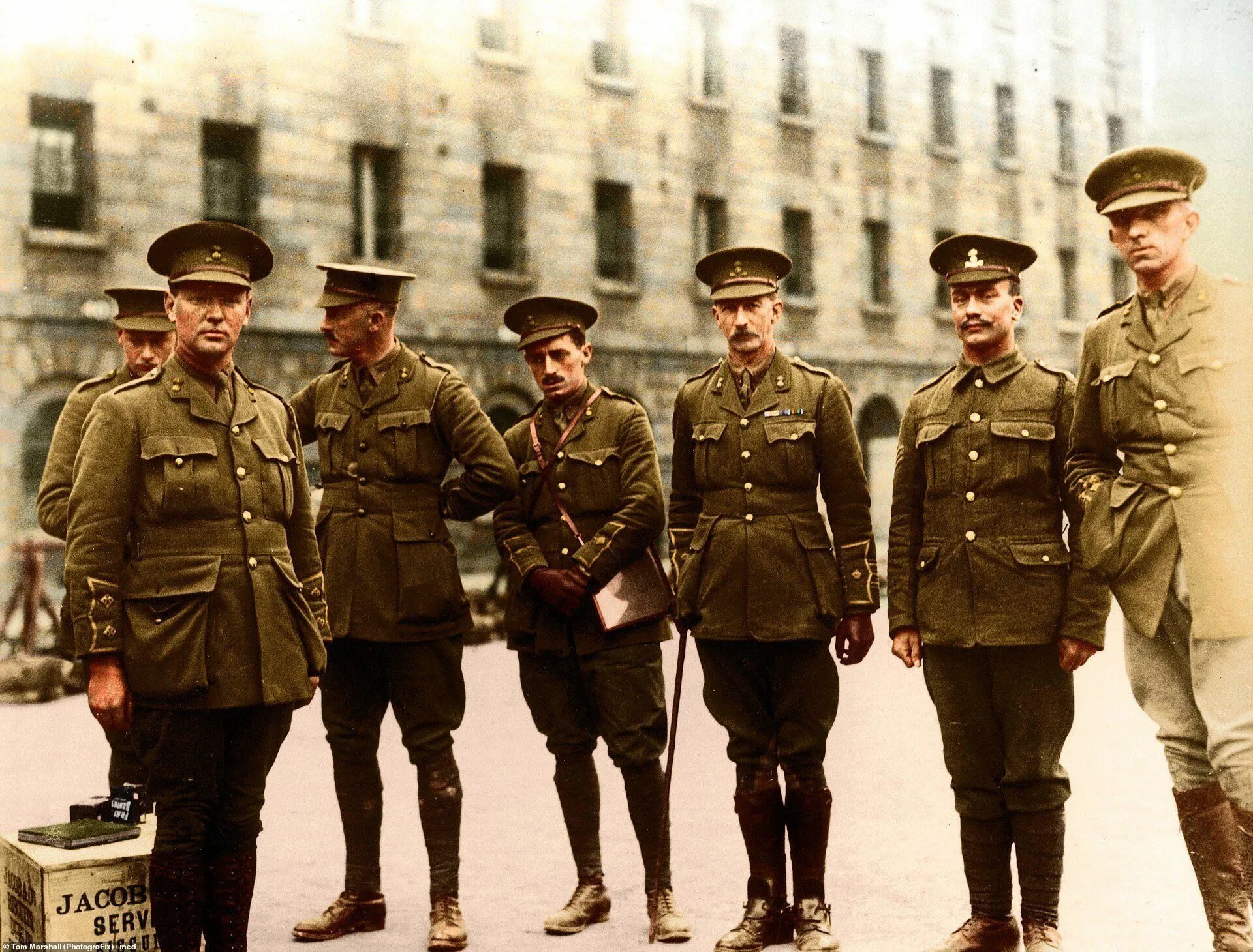 Мировые войны первая и вторая явились. Армия Великобритании ww1. ПМВ солдат Британии. Британский солдат ww1 1917. Солдат 1 мировой войны в Великобритании.