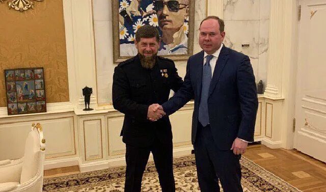 Вайно керимов кадыров. Кадыров и вайно. Вайно керимов кадыров. Кадыров и вайно. Кадыров и вайно.