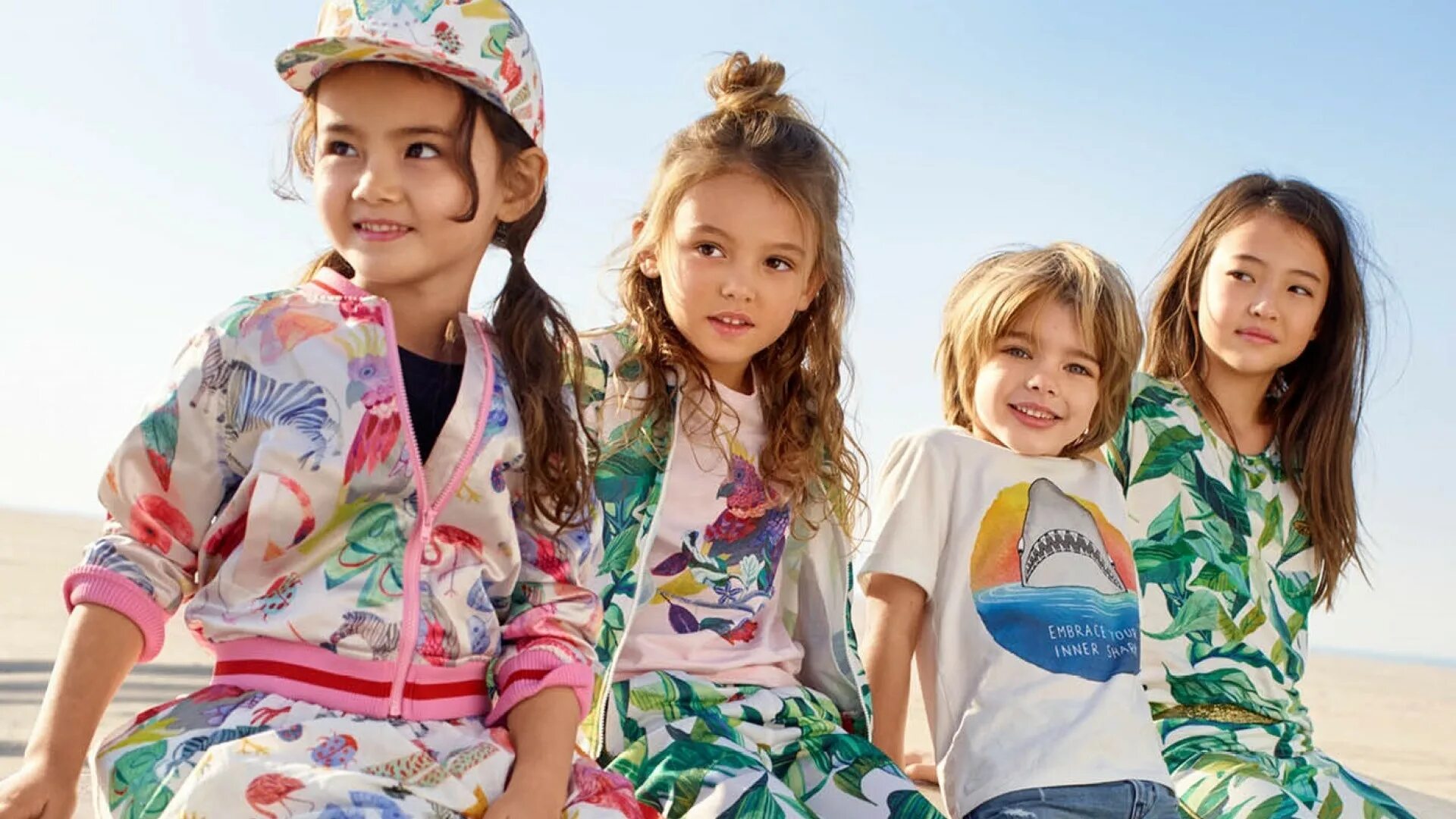 Девочка в тренде. Пелерина noble people. Пипл детская одежда. Шорты для девочки noble people (россия) синий. Куртка noble people для девочки.