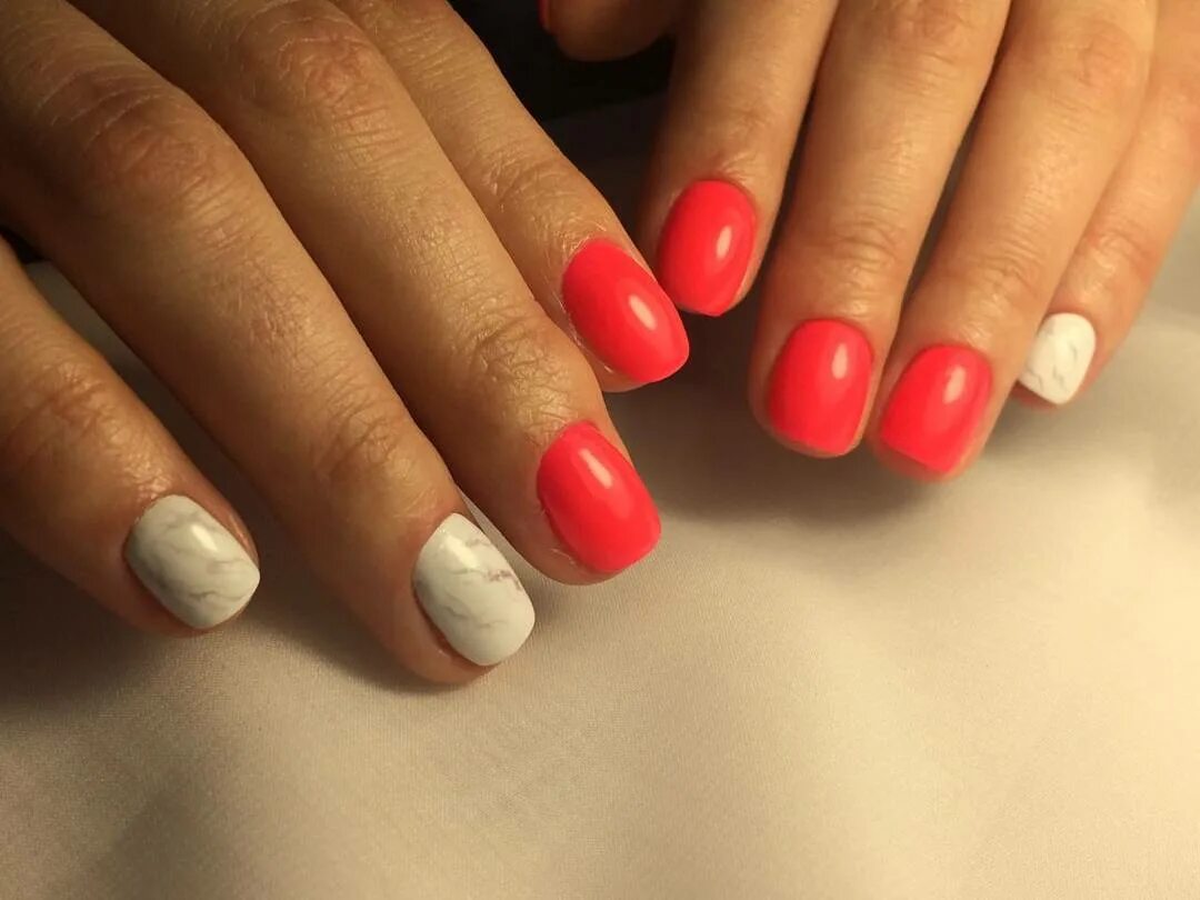 маникюрный салон city. Nails by anastasia. Your caress нейл рамли. интерьер ногтевой студии. интерьер салона маникюра.