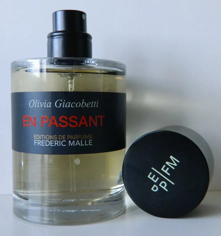ен пассант фредерик маль. флаконы frederic malle. Frederic malle en passant подделка. Olivia giacobetti духи en passant. En passant frederic malle отзывы.