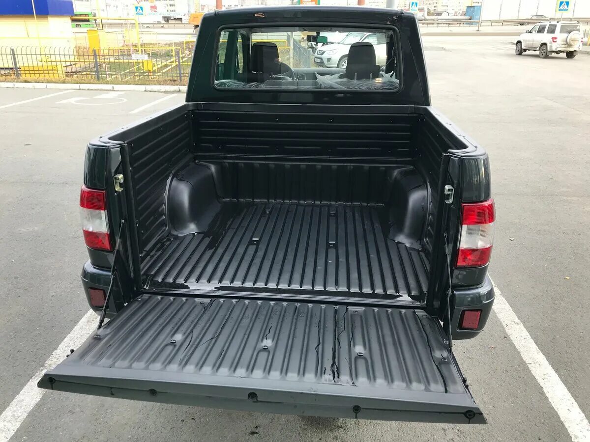 грузовой отсек пикап. багажный отсек уаз патриот пикап. грузовой отсек уаз pickup. грузовой отсек пикап. уаз пикап крышка грузового отсека.