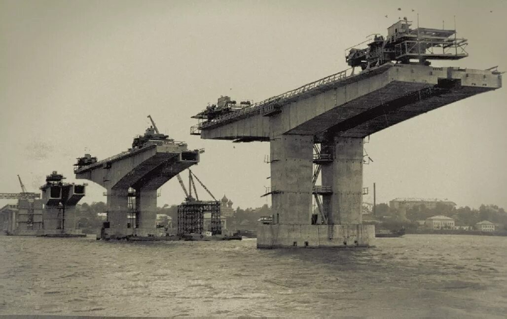 Какой мост закроют в костроме. Кострома мост через волгу. автодорожный мост кострома. костромской мост через волгу 1960. кострома мост волга.