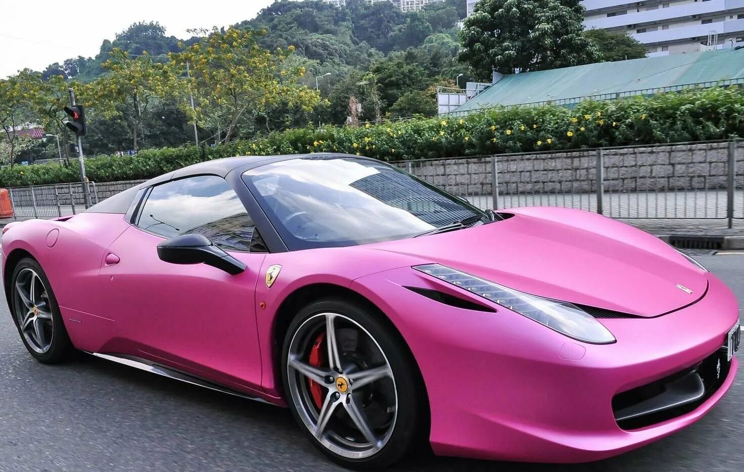 Ferrari 458. Феррари 458 Italia розовая. Ferrari f430 Pink. Феррари Спайдер розовая. Где розовые машины