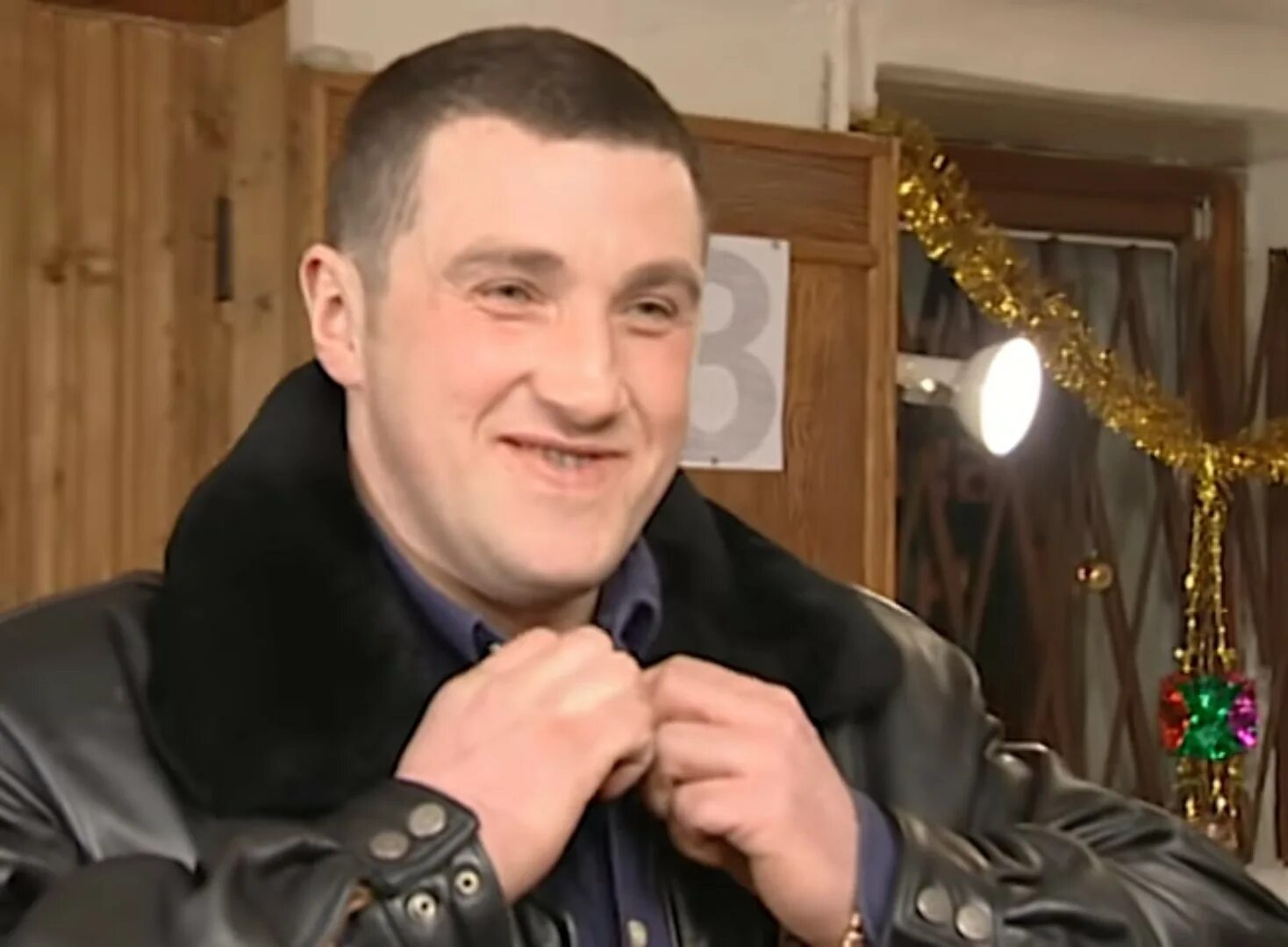 Толя доктор из бандитского. Толя доктор бандитский. Толя доктор бандитский петербург. Толя доктор бандитский петербург. Толя доктор бандитский петербург.