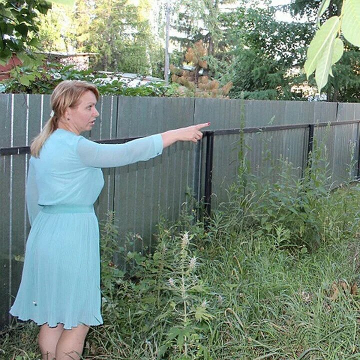 Соседку сарае