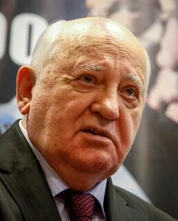 Сколько было горбачеву когда
