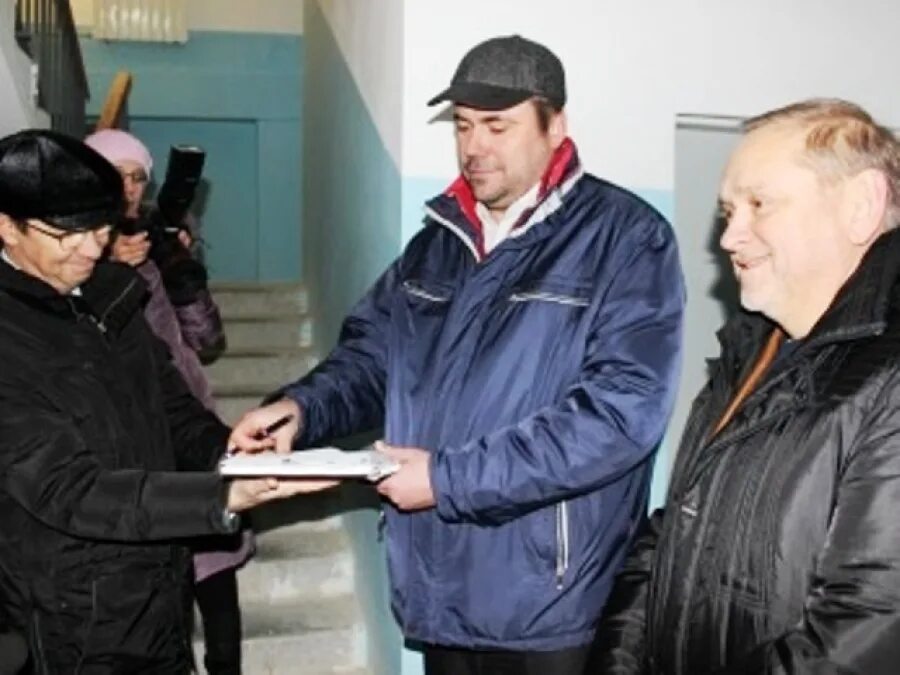 Последние новости в волжском сегодня. Нация торговцев в зеленом. 10. Последние новости в волжском сегодня. Новости волжского сегодня.