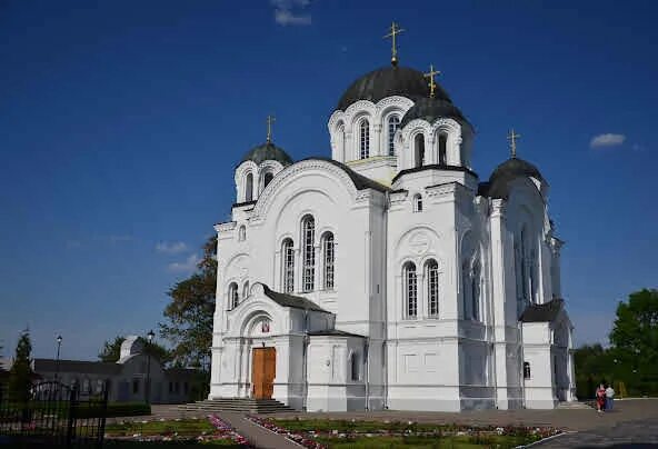 1030 лет православию на белорусских землях картинки. Полоцк ефросиньи полоцкой. Ефросинья полоцкая биография. Спасо-евфросиниевский женский монастырь в полоцке. Новополоцк ефросиньи полоцкой.