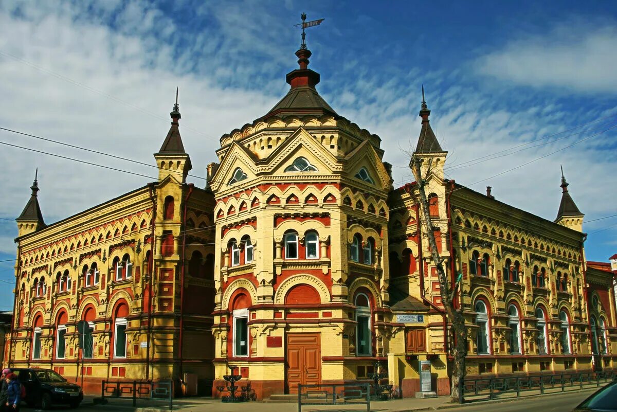 Лдс айсберг иркутск. Дворец иркутск. Дворец детского и юношеского творчества иркутск. Дворец иркутск. Дворец иркутск.