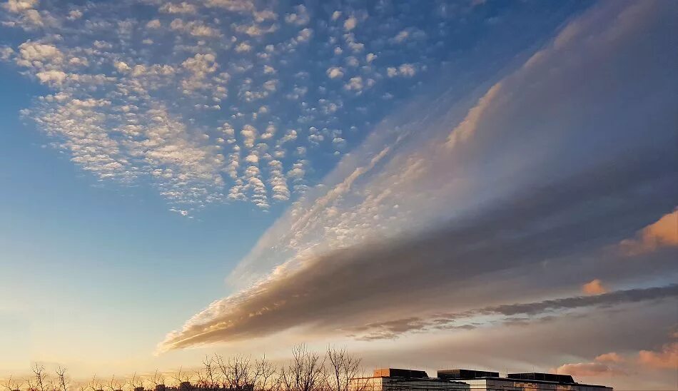 Сейчас на небе. Небо какое. Фото сегодняшнего неба. Мечтаю о встрече с тобой. Небо сегодня.