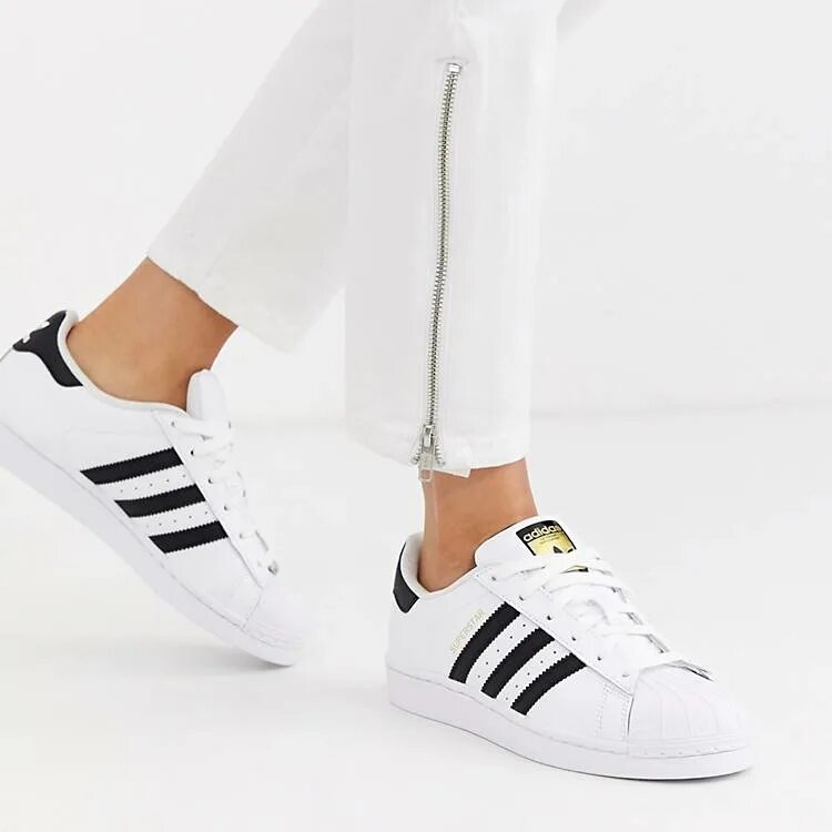 Кроссовки adidas Originals Superstar. Кеды adidas Originals Superstar. Кеды адидас суперстар женские черно белые. Кроссовки адидас суперстар оригинал. Кроссовки адидас с белыми полосками