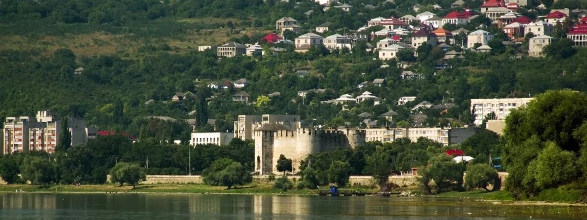 Сороки город в Молдавии. Село сороки в Молдове. Крепость сорока в Молдавии. Город сороки Молдова центр.