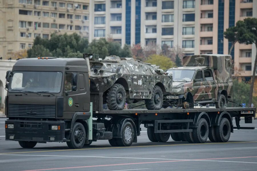 Армянские бмп. Камаз мто. Пост техника. Бронетехника армении. Армянский т 72б3 в карабахе.