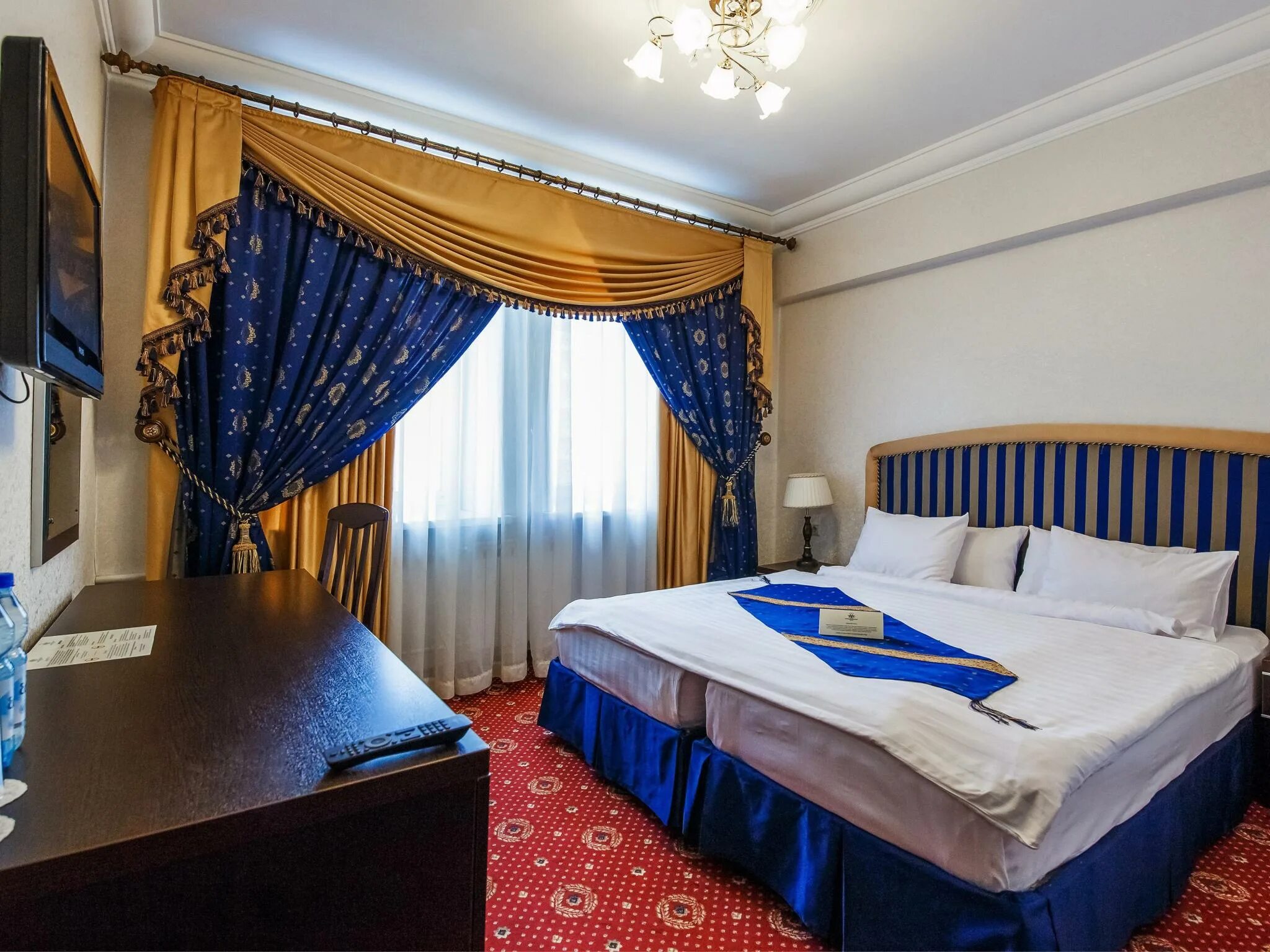 Гостиница москва цены за сутки на номера