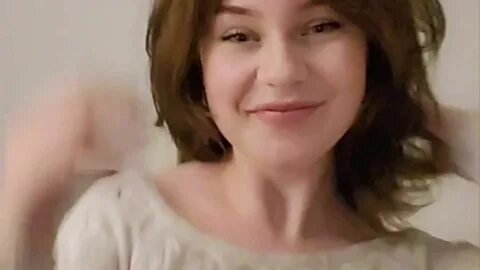 MaribelRiver Webcam Model Profile strip.chat