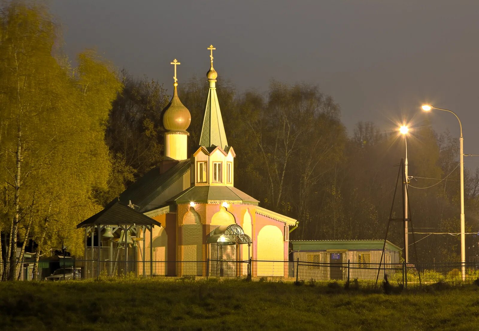 церковь анастасия узорешительница теплый стан. церковь великомученицы анастасии узорешительницы в тёплом стане. храм теплый стан. храм анастасии узорешительницы в москве м. храм анастасия узорешительница в теплом стане.