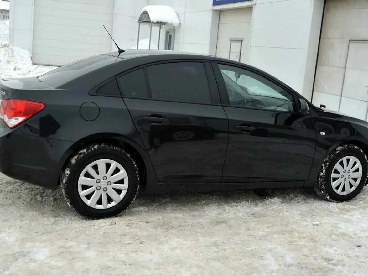Как выглядит черный шевроле Купить б/у Chevrolet Cruze I 1.6 MT (109 л.с.) бензин механика в Москве: чёрный