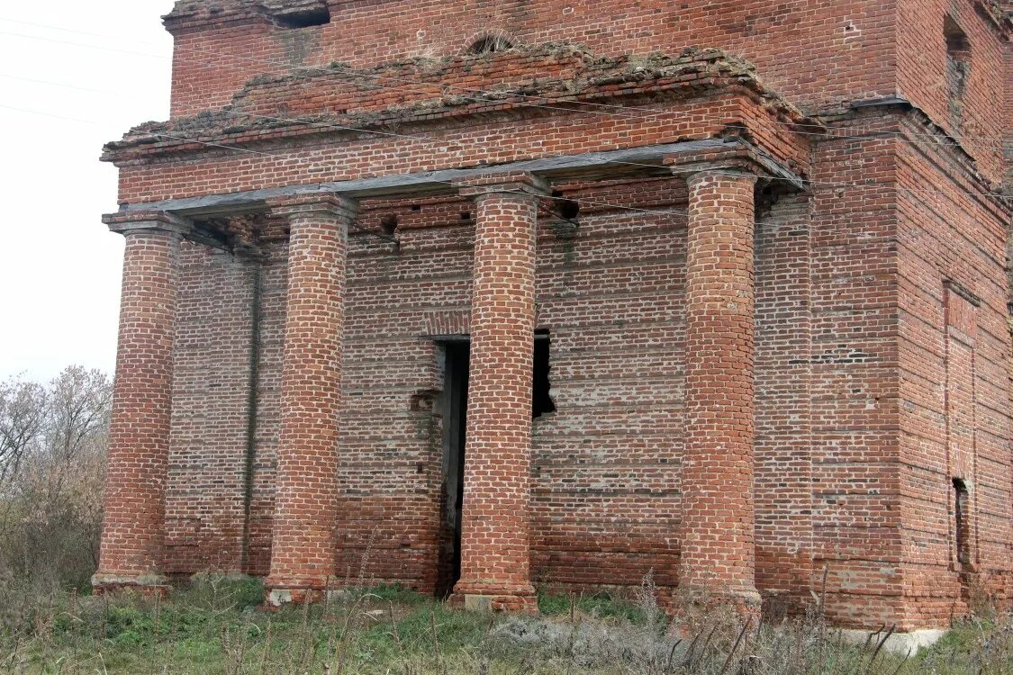 Верхняя колыбелька липецкая. Липецкая область Хлевенский район село верхняя колыбелька. Храм Рождества Христова верхняя колыбелька. Церковь Рождества Христова в селе верхняя колыбелька. Новая Церковь верхняя Колыбелка Хлевенский район.