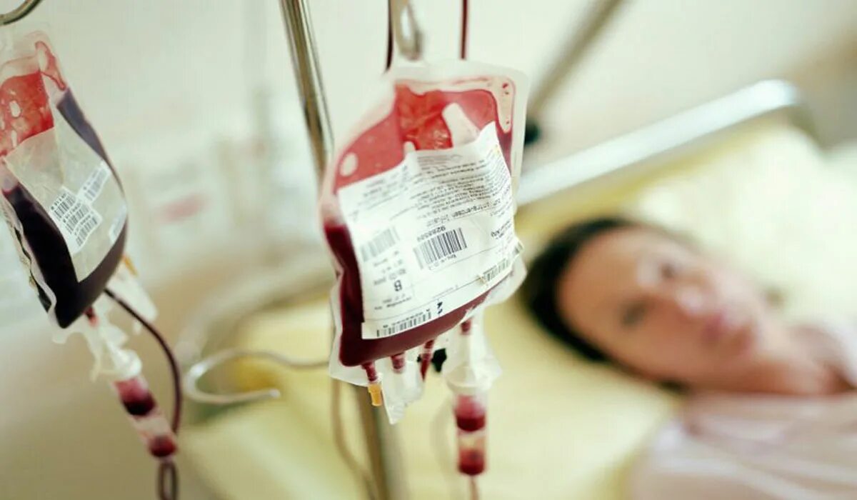 Много медицинских кроватей. Банка крови реальность. Artificial Blood game. Можно ли быть донором если болел желтухой