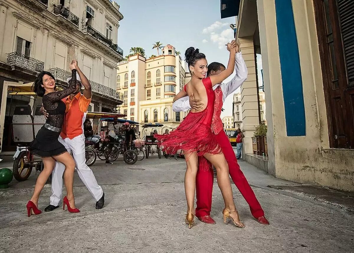 Кубинская сальса. Сальса касино Куба. Сальса танец Куба. Сальса касино танцуют кубинцы. Куба танцы бачата.