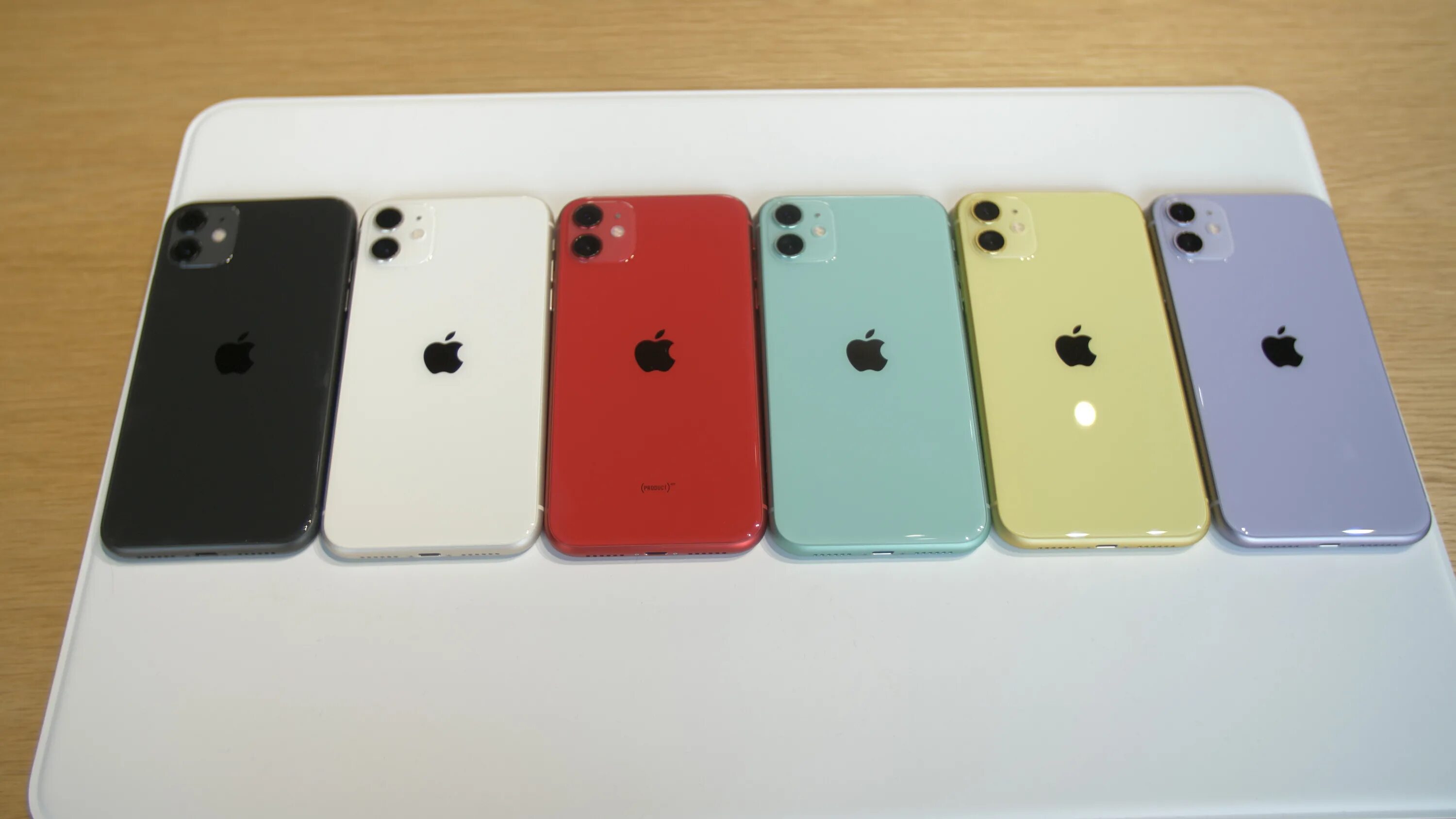 Купить айфон 11 в нижнем новгороде. Айфон 11 цвета. Apple iphone 11 цвета. Айфон 11 r. Iphone 11r.