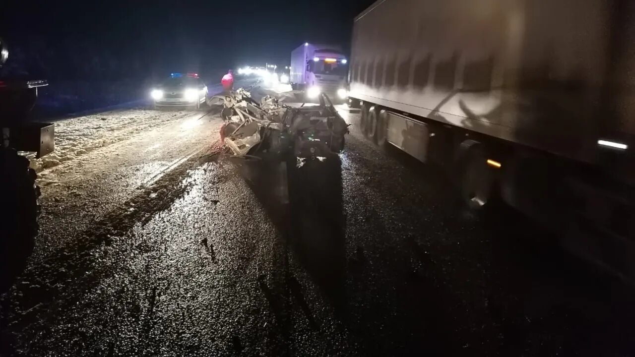 Дтп декабрь 2025. Дтп трасса м5 златоуст челябинск. дтп на м5 в челябинской области 20 августа 2025 г. дтп на м5 в челябинской области самосвал и фура. дтп 27.01.2025 челябинская область.