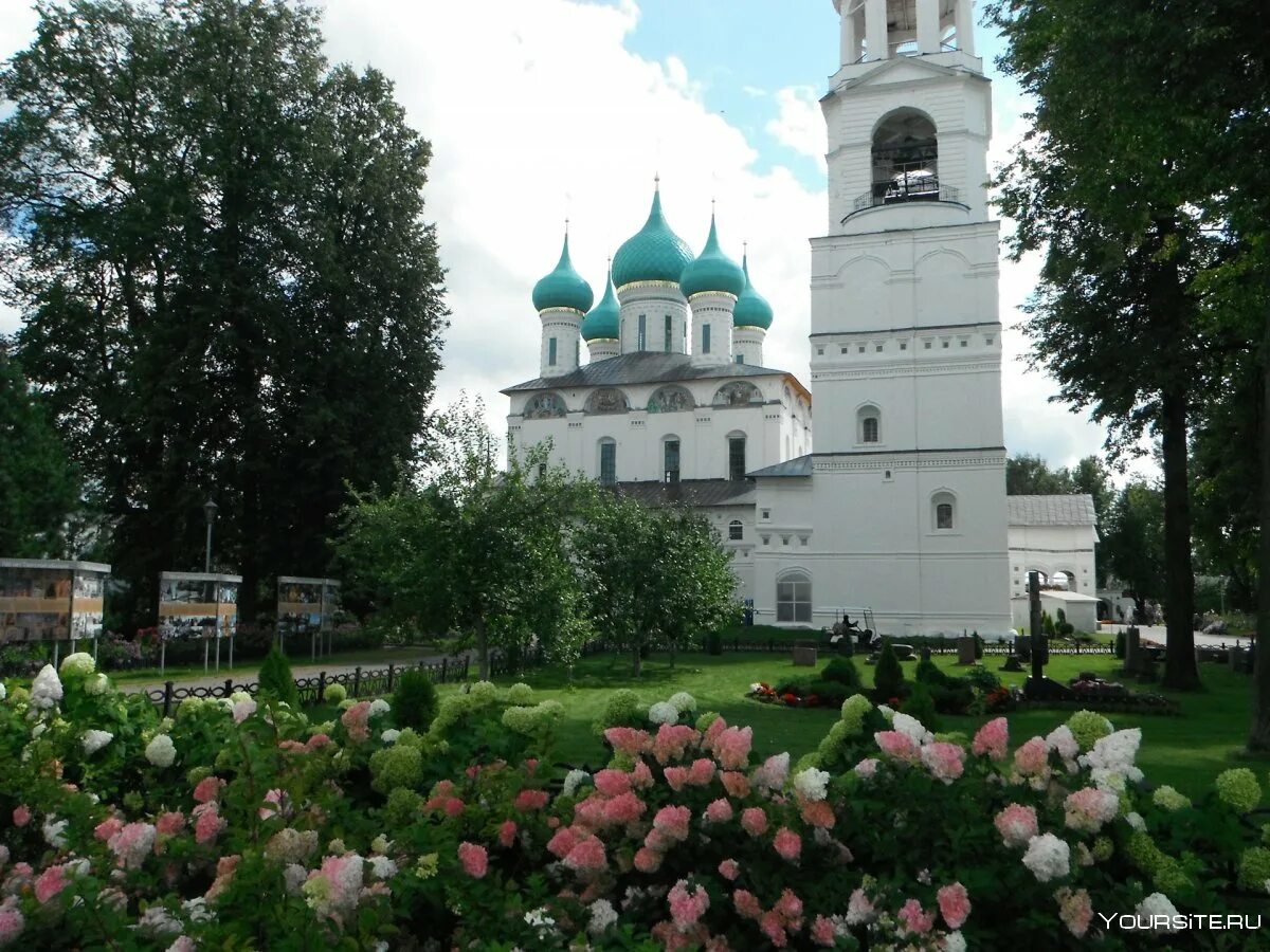 Свято-Введенский Толгский женский монастырь. Ярославский Толгский монастырь. Толга монастырь Ярославль. Ярославль Введенский монастырь.