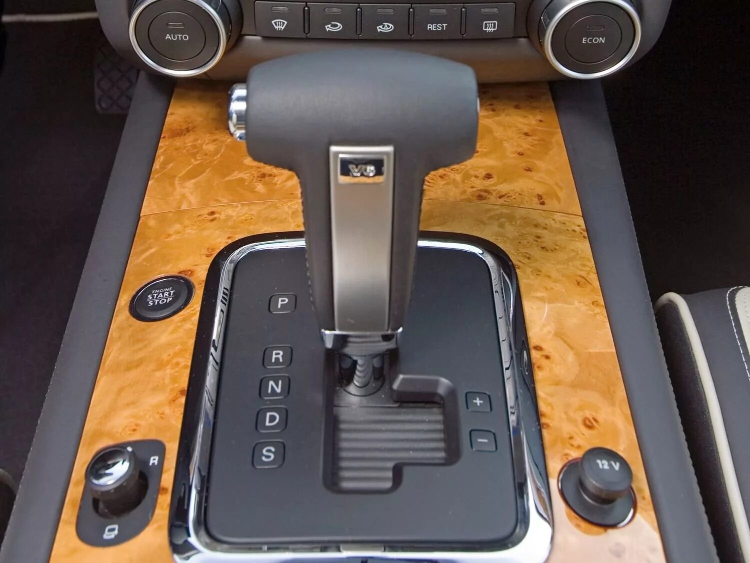 Коробкапереьач автомат. Toyota corolla акпп рычаг. Коробка передач автомат на jcb456z. Селектор типтроник toyota. Мазда 3 роботизированная коробка передач.