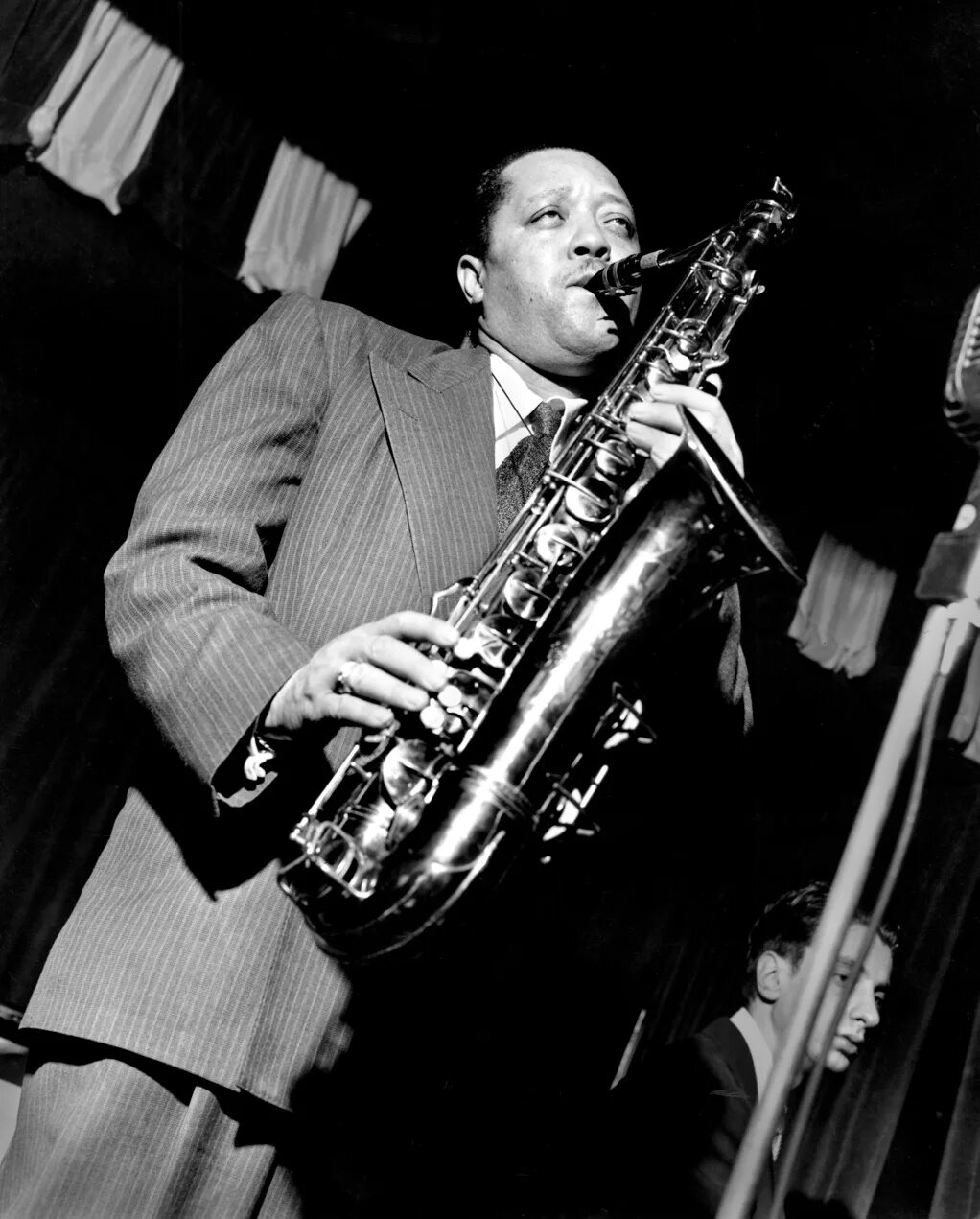 Саксофон бенни Гудман. Lester young "джаз галерея". Бенни Гудмен композиции.