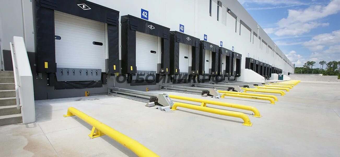 Комната эмоциональной разгрузки. Рц великий новгород. Национальный центр мчс москва. Центр разгрузки. Долговой центр.