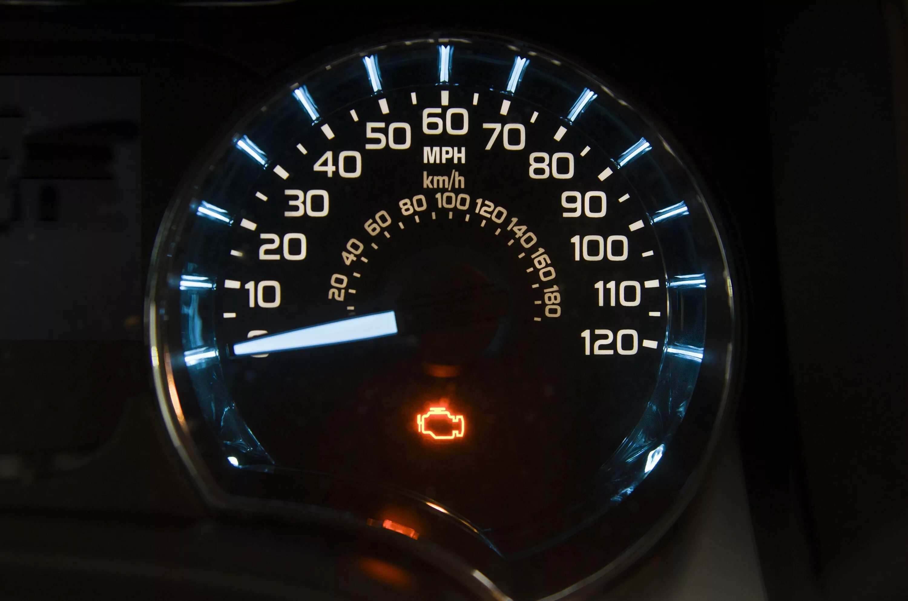 Check auto. Check engine на приборной панели. индикатор проверки двигателя. индикатор чек. чек на панели приборов.