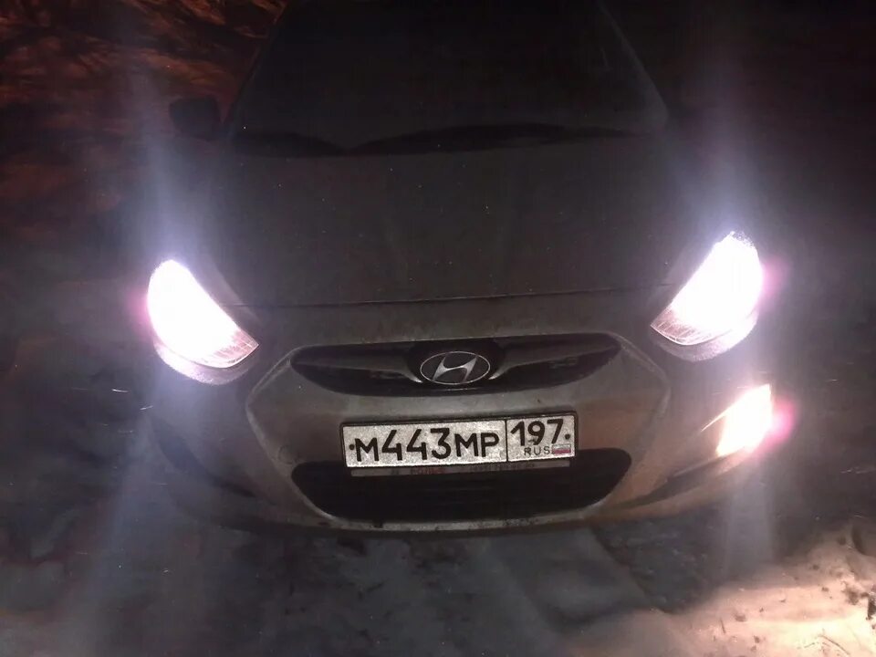 Фара ближнего света hyundai solaris 2013. Лампа ближнего света хендай солярис 2013. Фара hyundai solaris 2011. Лампочки ближнего света на хендай солярис 2011 года. Плохой свет хендай солярис 2011 года.