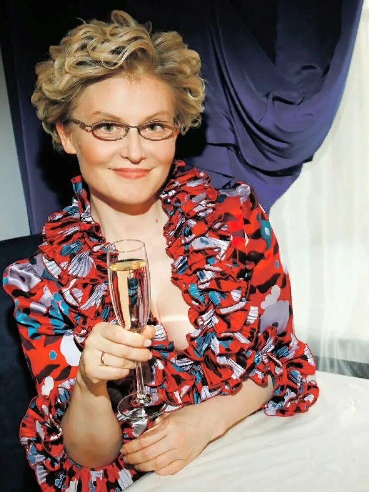 елелена. елелена. панова 2022. елелена. елелена.