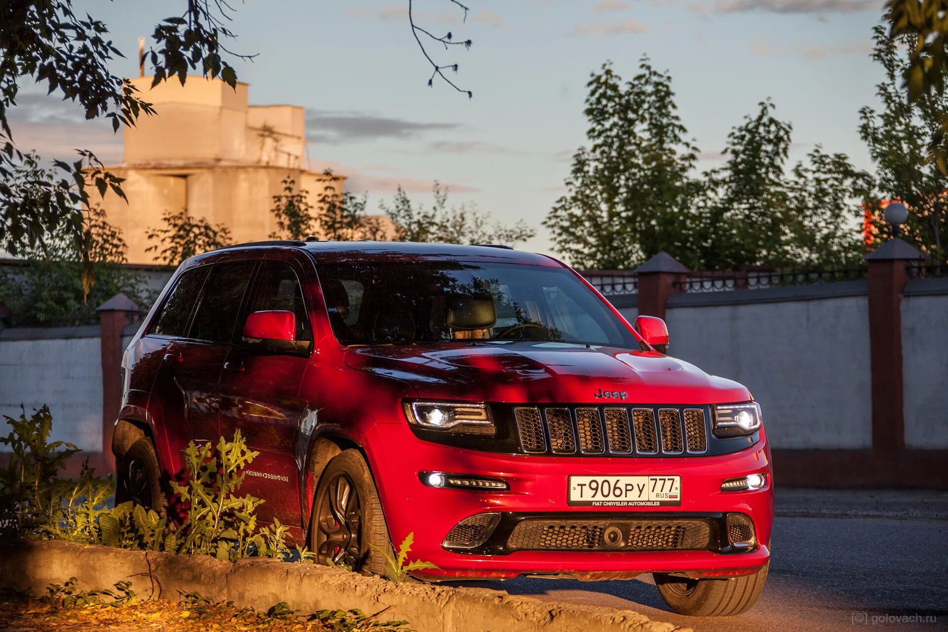 Гранд Чероки srt8. Чероки СРТ 8. Джип Гранд Чероки СРТ 8. Jeep Grand Cherokee srt.