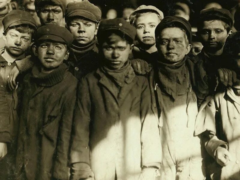 Детский труд в литературе. Льюис хайн дети шахтеры. детский труд в сша 20 век. детский труд в шахтах 19 век англия. дети шахтеры в англии 19 века.