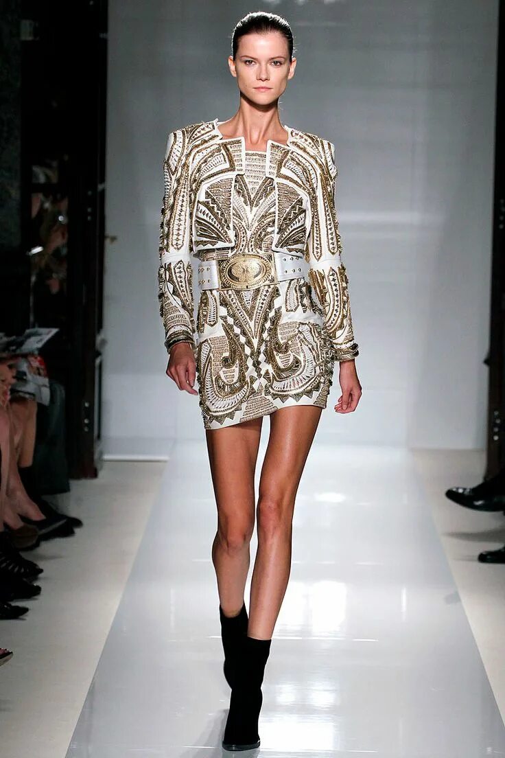 Балмани. Balmain 2012 Couture. Платья Балман Бальман. Показ Пьер Бальман. Balmain 2008.