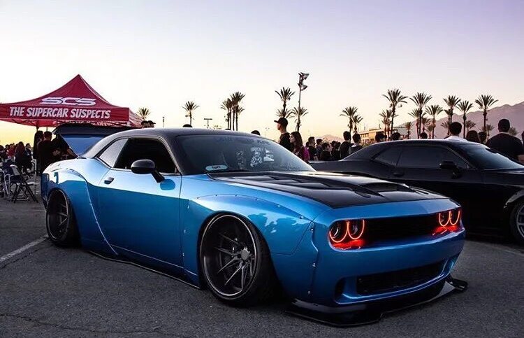 Обвес додж. Додж челленджер mad max. Обвес додж. Dodge challenger body kit. Обвес dodge challenger widebody.