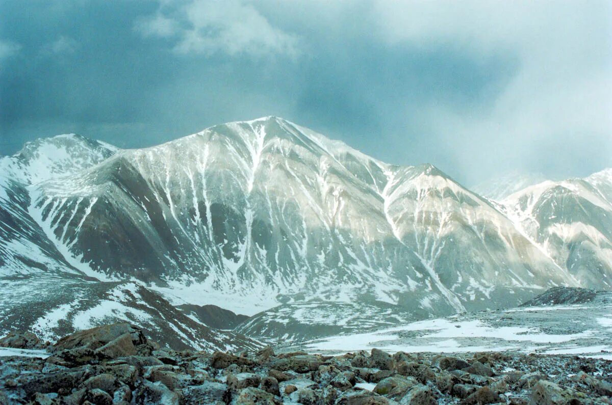 ледники саян. пик грандиозный. ледники саян. гора пик топографов. ледники саян.