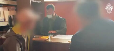 Террориста допрашивают без штанов