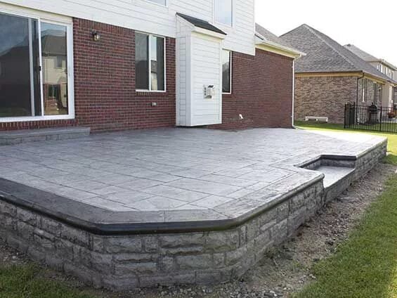 Brick and concrete diamond design patio Concrete patio, Patio design, Garden pat