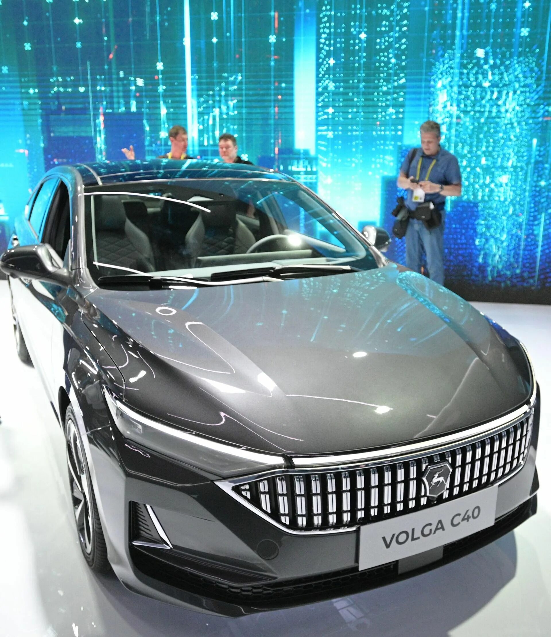 Как будет выглядеть новая волга Экс-художник "АвтоВАЗа" представил дизайн "Новой Волги" Газета.Ru Новости