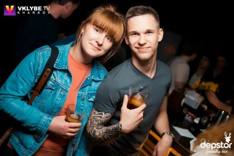 Джессика элтон бар. Элтон бар новосибирск. Элтон бар. Новосибирск проспект димитрова 1 элтон бар. Элтон бар просп димитрова 1.