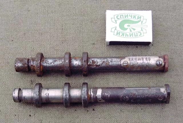 жезл на железной дороге. резьбовое соединение стальных труб сгон. жезл перегона. ключ жезл при электрожезловой системе. ключ жезл на ж/д.