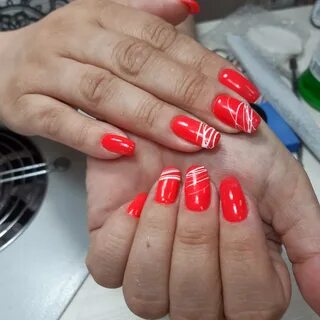 Красный светоотражающий ногти