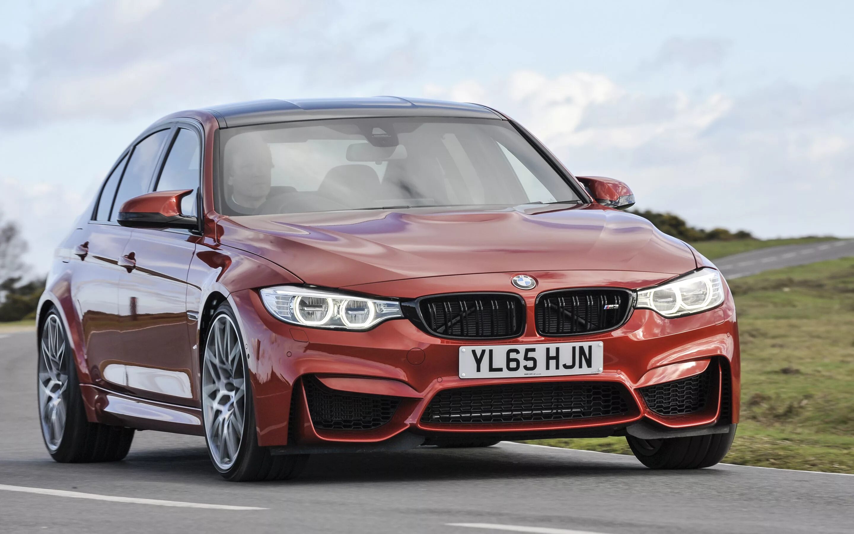 Z b v m 3
