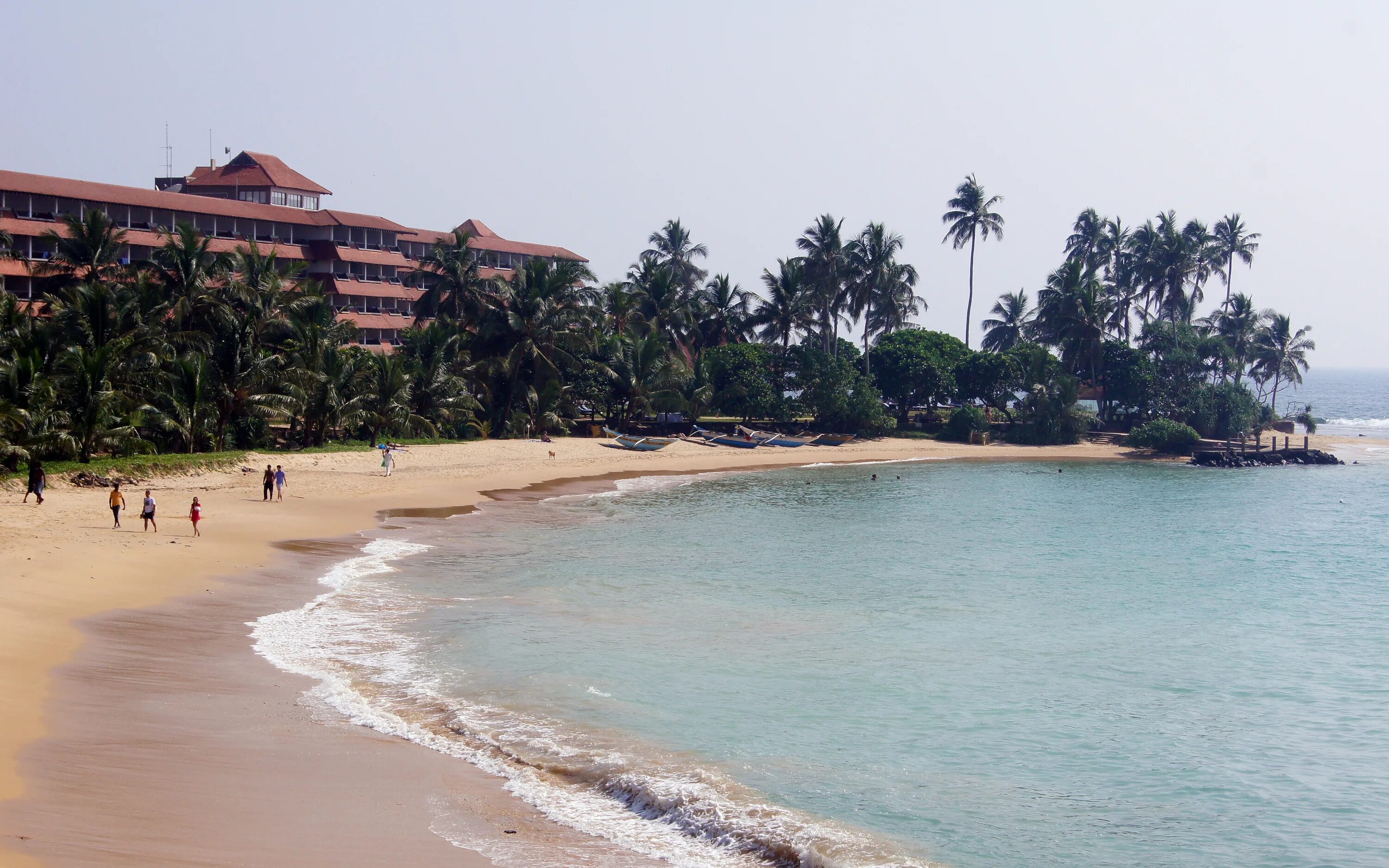 Пляж хиккадува шри. Хиккадува Шри Ланка. Хиккадува пляж. Пляж Хиккадува Шри Ланка. Хиккадува Бич.