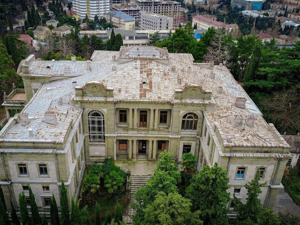 мордвинов дворец. мордвиновский дворец в ялте. усадьба мордвинова в ялте. мордвиновский дворец в ялте. усадьба мордвинова в ялте.