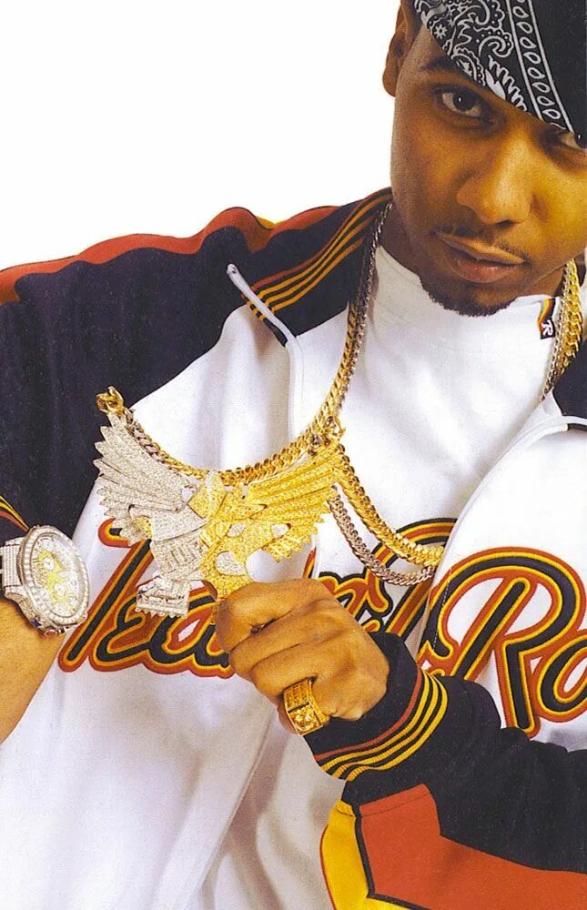 Рэп мода. Хип хоп 90. рэпер с большими часами. juelz santana. hip hop chains.
