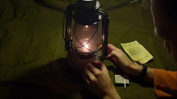 Керосиновая лампа 1853 года. Бутырка керосиновая лампа слова. Kindermann лампа керосиновая. Светильник винтаж керосиновая лампа. Dietz лампа.